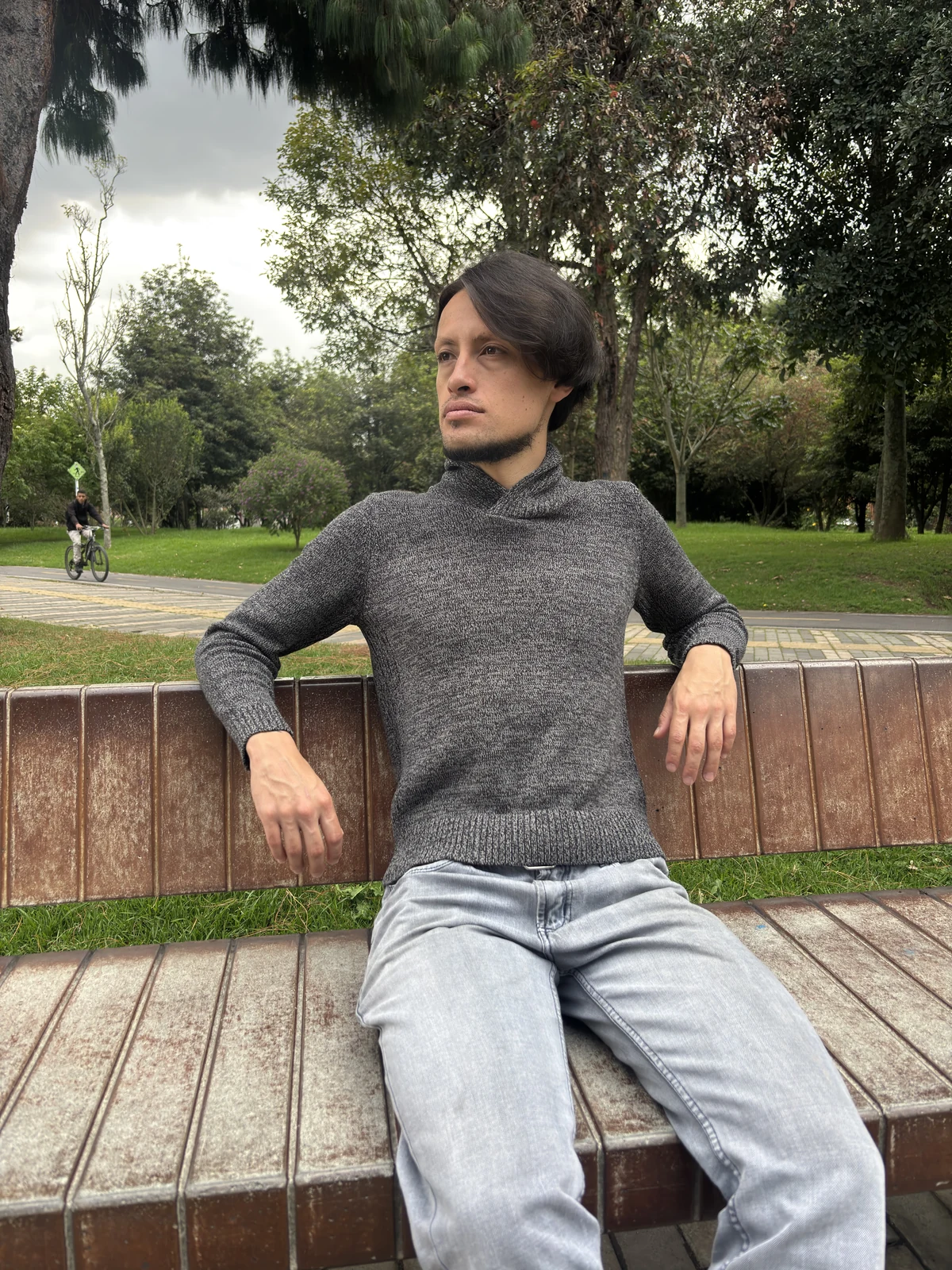 Oscar Rodríguez, bajo de BurroBombá