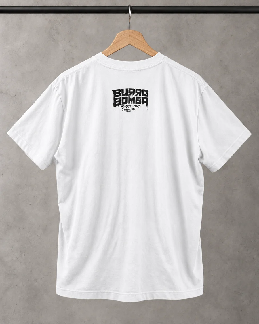 Camiseta blanca, referencia 2, espalda: Logo con fecha